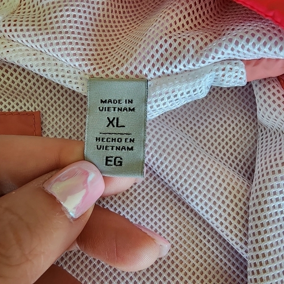 NWT Levi's Colorblock Hooded Jacket Pink/White Women's Size XL. - Picture 7 of 10